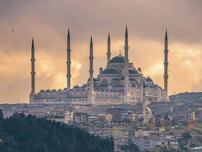 [Video] Subhanallah, Memang Cantik Masjid Camlica Di Istanbul, Turki Ni